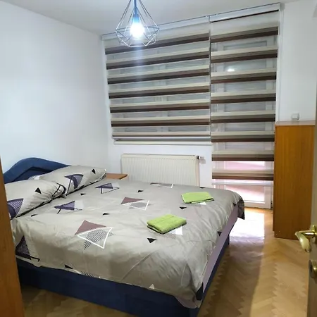 Stan Na Dan Zaga Uzunovica 5 Apartment Brcko