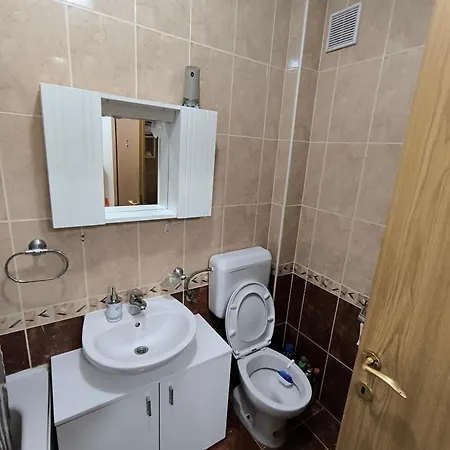 Stan Na Dan Zaga Uzunovica 5 *