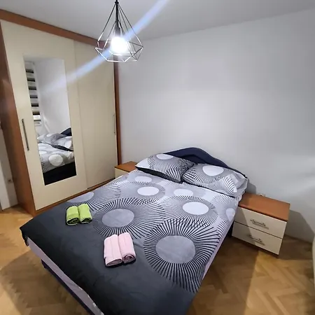 Apartment Stan Na Dan Zaga Uzunovica 5