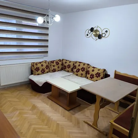 Apartment Stan Na Dan Zaga Uzunovica 5 *